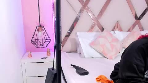 Caro Gmez  online show from 01.05.26