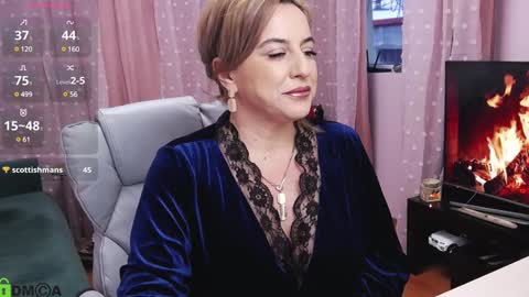 Carrie online show from 01.12.25