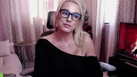 Carrie online show from 02.03.26