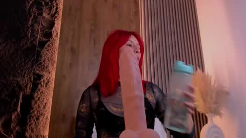 Casandra  online show from 02.12.25