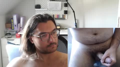 Snapshot of cascavels chatting on 05.26.26 cascavels online show from 05.26.26