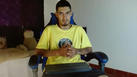 Snapshot of cash_master_san chatting on 11.22.25 Cash Master San online show from 11.22.25