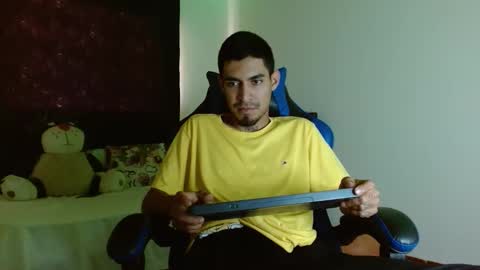 Snapshot of cash_master_san chatting on 12.04.25 Cash Master San online show from 12.04.25