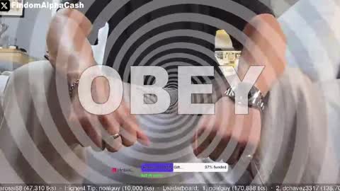 Snapshot of cashmastergrey chatting on 05.01.26 Master Grey online show from 05.01.26