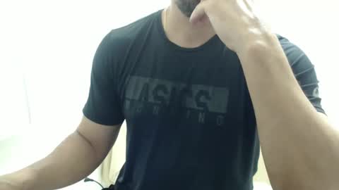 cashmastermuscle77 online show from 11.14.25