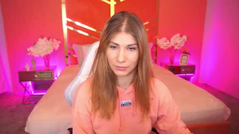 Lena online show from 09.22.25