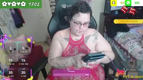 Snapshot of casserole_bbw chatting on 01.18.26 Casserole bbw online show from 01.18.26