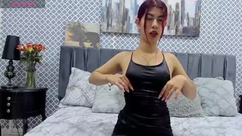 Snapshot of cassie_bloom chatting on 02.18.25 cassie_bloom online show from 02.18.25