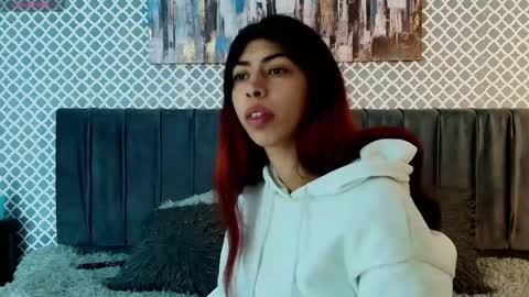 Snapshot of cassie_bloom chatting on 10.02.25 cassie_bloom online show from 10.02.25