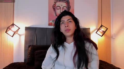 cassie_bloom online show from 11.08.25