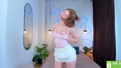 Snapshot of cassie_palmer chatting on 07.31.26 Hello my name is Cassie and my friend Nilo is also here online show from 07.31.26