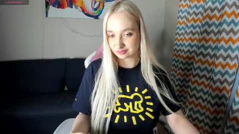 Snapshot of cassie_rosss chatting on 04.29.26 Cassie Rosss online show from 04.29.26