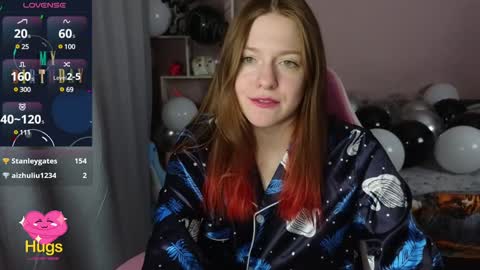 Snapshot of cassiejuice chatting on 12.17.24 Cassie online show from 12.17.24