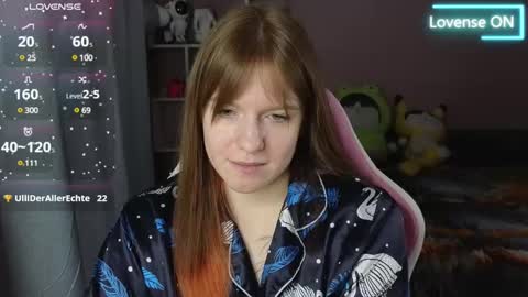 Snapshot of cassiejuice chatting on 02.17.25 Cassie online show from 02.17.25