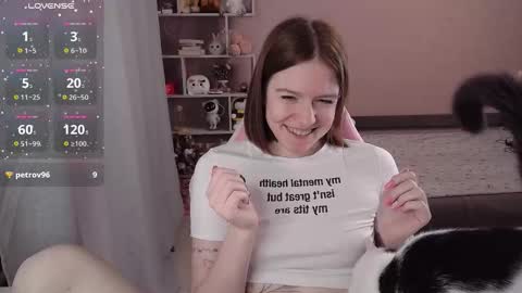 Snapshot of cassiejuice chatting on 11.29.25 Cassie online show from 11.29.25