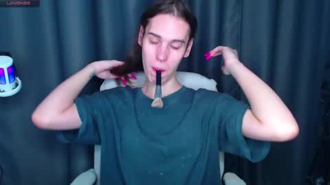 Snapshot of cassiemich chatting on 02.20.25 Cassie online show from 02.20.25