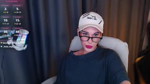 Snapshot of cassiemich chatting on 03.10.25 Cassie online show from 03.10.25