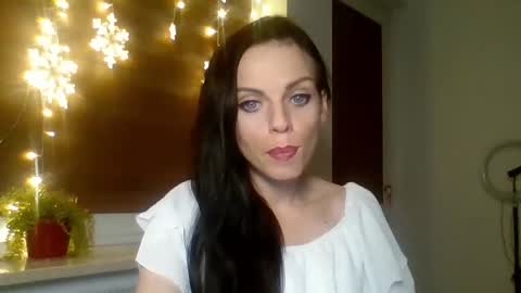 Cassie online show from 01.08.25