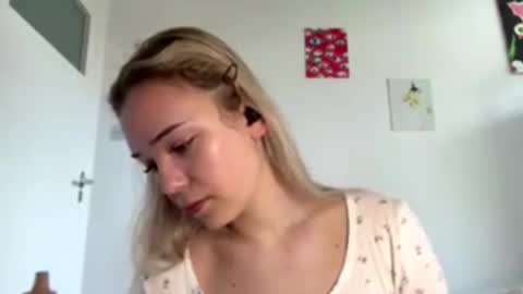 Olivia online show from 03.20.26