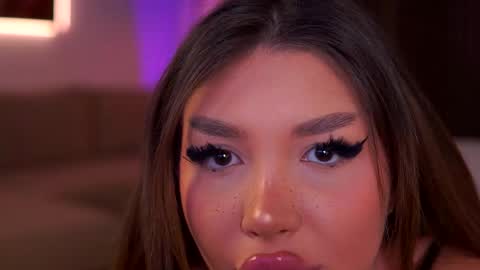 Snapshot of cassyelips chatting on 10.14.25 Cassye online show from 10.14.25