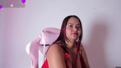Snapshot of cata_bloom chatting on 05.05.26 cata bloom online show from 05.05.26