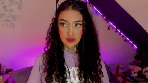 Snapshot of cata_greenn chatting on 01.21.25 Cata green model independient online show from 01.21.25