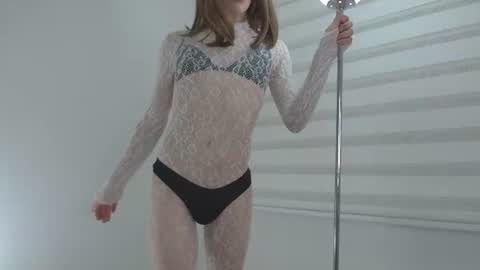 Snapshot of cata_n_cami chatting on 06.25.26 cata_n_cami online show from 06.25.26