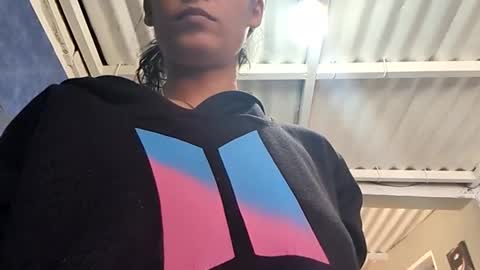 Snapshot of cata_sexy2410 chatting on 12.21.25 cata_sexy2410 online show from 12.21.25