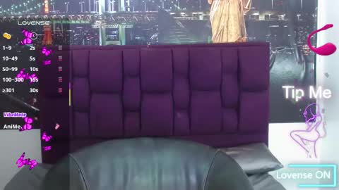 Queen Catalella online show from 03.16.26