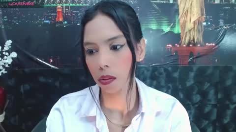 Snapshot of catalella_ar chatting on 04.26.26 Queen Catalella online show from 04.26.26