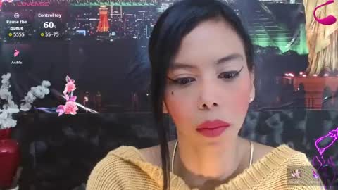 Snapshot of catalella_ar chatting on 05.15.26 Queen Catalella online show from 05.15.26