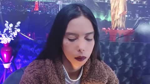 Snapshot of catalella_ar chatting on 06.01.26 Queen Catalella online show from 06.01.26