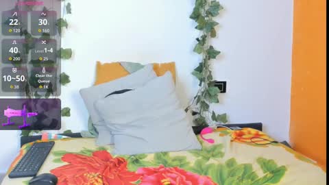 cataleya19__ online show from 10.08.25