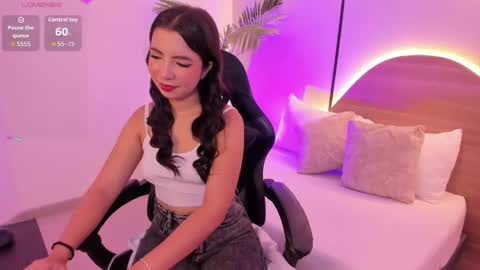 Snapshot of cataleya_castle chatting on 05.22.26 C A T E online show from 05.22.26