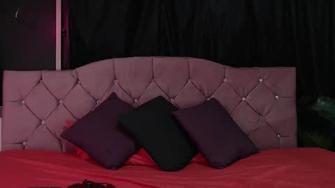 Snapshot of cataleya_divine chatting on 09.19.25 Cata Prins online show from 09.19.25