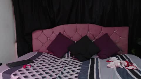 Snapshot of cataleya_divine chatting on 09.27.25 Cata Prins online show from 09.27.25