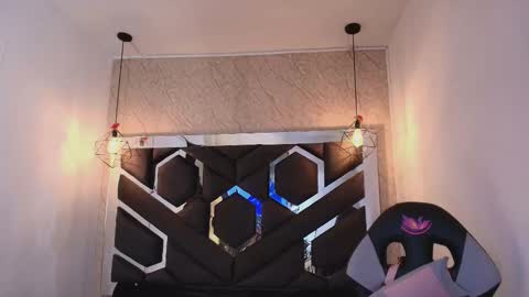 Cataleya online show from 12.14.25