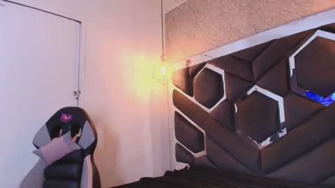 Cataleya online show from 12.22.25