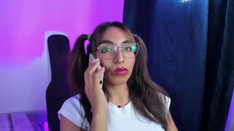 Cata  Monday- Saturday   On line at 0100pm-0700pm online show from 02.20.25