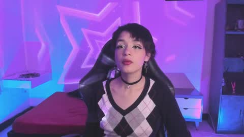 Cat  online show from 01.15.25