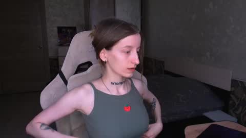 Snapshot of cath_dysphoria_ chatting on 06.06.26 CATH online show from 06.06.26