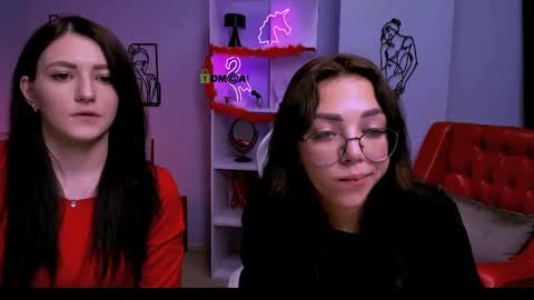 Snapshot of catherine_kitty chatting on 03.12.25 Catherine online show from 03.12.25