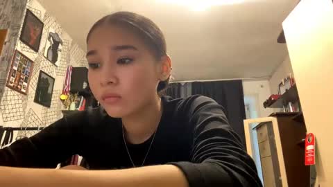 Snapshot of catherinepirs chatting on 05.20.26 catherinepirs online show from 05.20.26