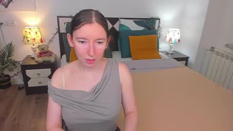 Catrin online show from 02.12.25