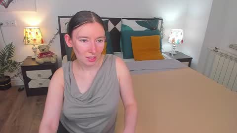 Catrin online show from 02.12.25