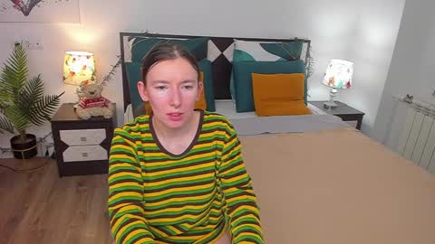 Catrin online show from 02.17.25