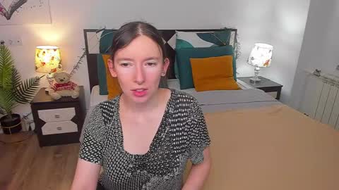 Catrin online show from 03.12.25