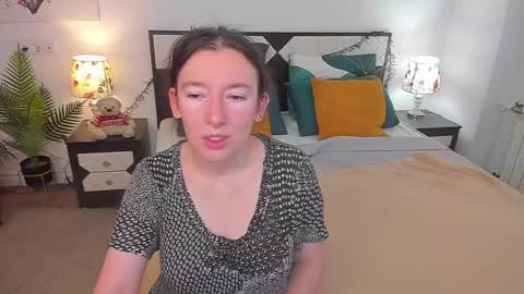 Catrin online show from 10.09.25