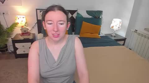 Catrin online show from 11.14.25