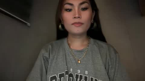 Snapshot of cathy_sanches chatting on 10.20.25 cathy online show from 10.20.25